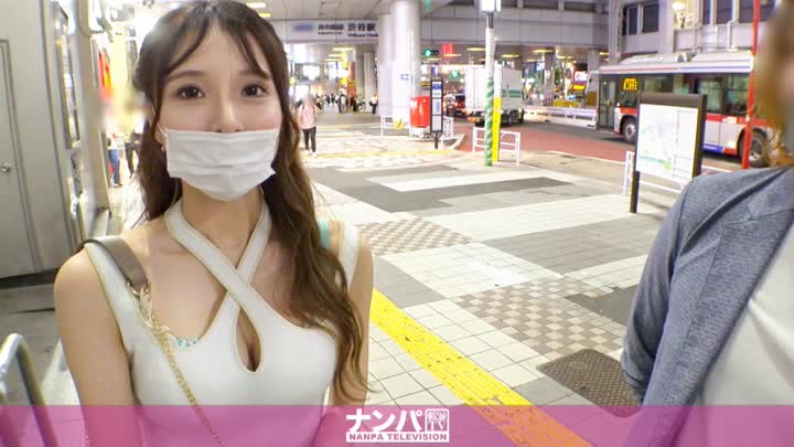 GANA-2790 マジ軟派、初撮。 1870 キレイ系巨乳バーテンダーゲット！品が良さそうな顔の下に隠れたスケベな本性！1年ぶりのご無沙汰エッチで腰振りまくり