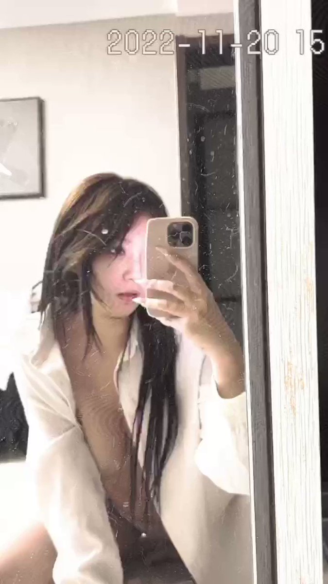 八万粉活动宠粉福利小视频！八万粉丝活动圆满结束，没中奖的宝贝们别灰心，九万粉丝还有机会！爱你们小辉辉！